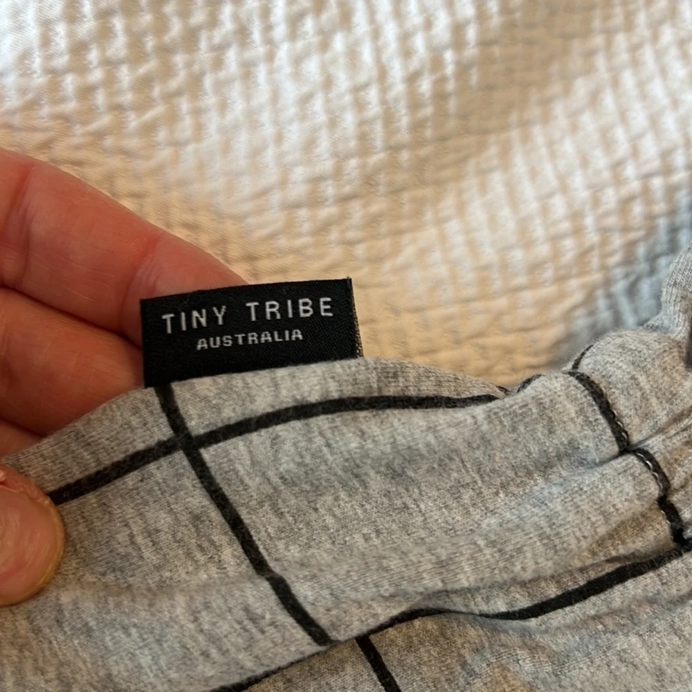 Tiny Tribe Australia Romper - Picture 2 of 3